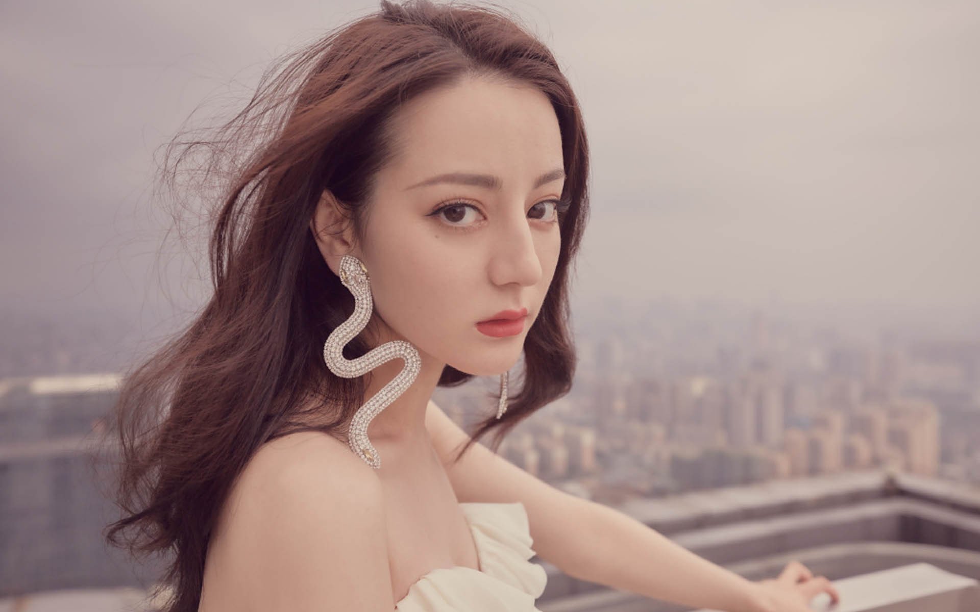 开云中国大陆-“西甲豪门对决：一触即发，谁能笑到最后？”，西甲豪门有哪些